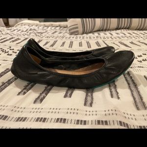 Black tieks size 7